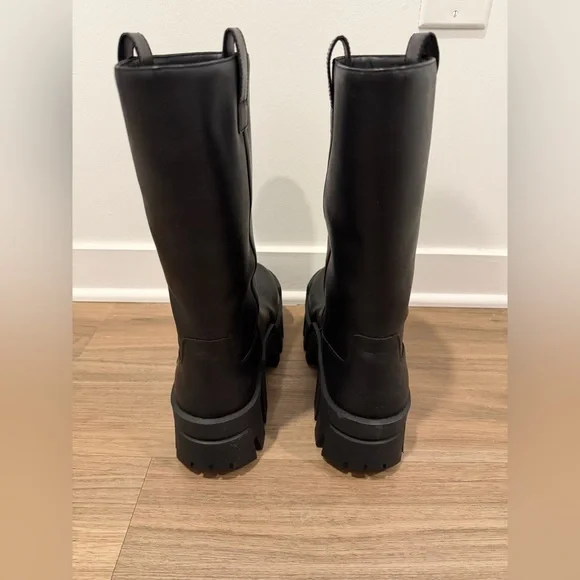 Balenciaga Bulldozer Boots - Picture 3 of 9
